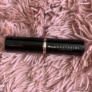 Anastasia Beverly Hills Stick Foundation in Beige